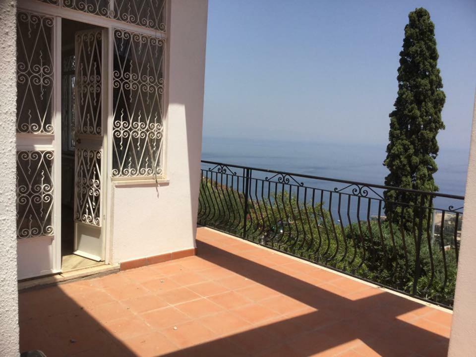 Villa Branco Таормина Экстерьер фото